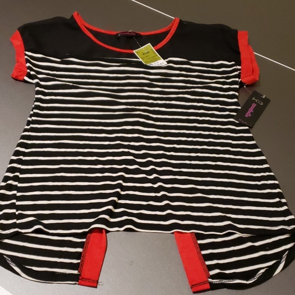 (NEW)Blk/Wht/Red Top - Picture 1 of 4